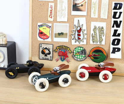 PL R802 Rufus Weller - Green Dog Car – Playforever Official UK Shop PL R802 Rufus Weller - Green Dog Car – Playforever Official UK Shop